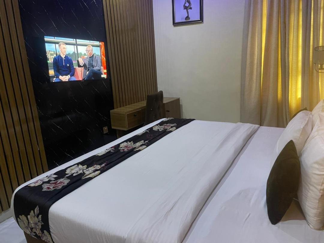 Olympus Ibadan Hotel Luaran gambar